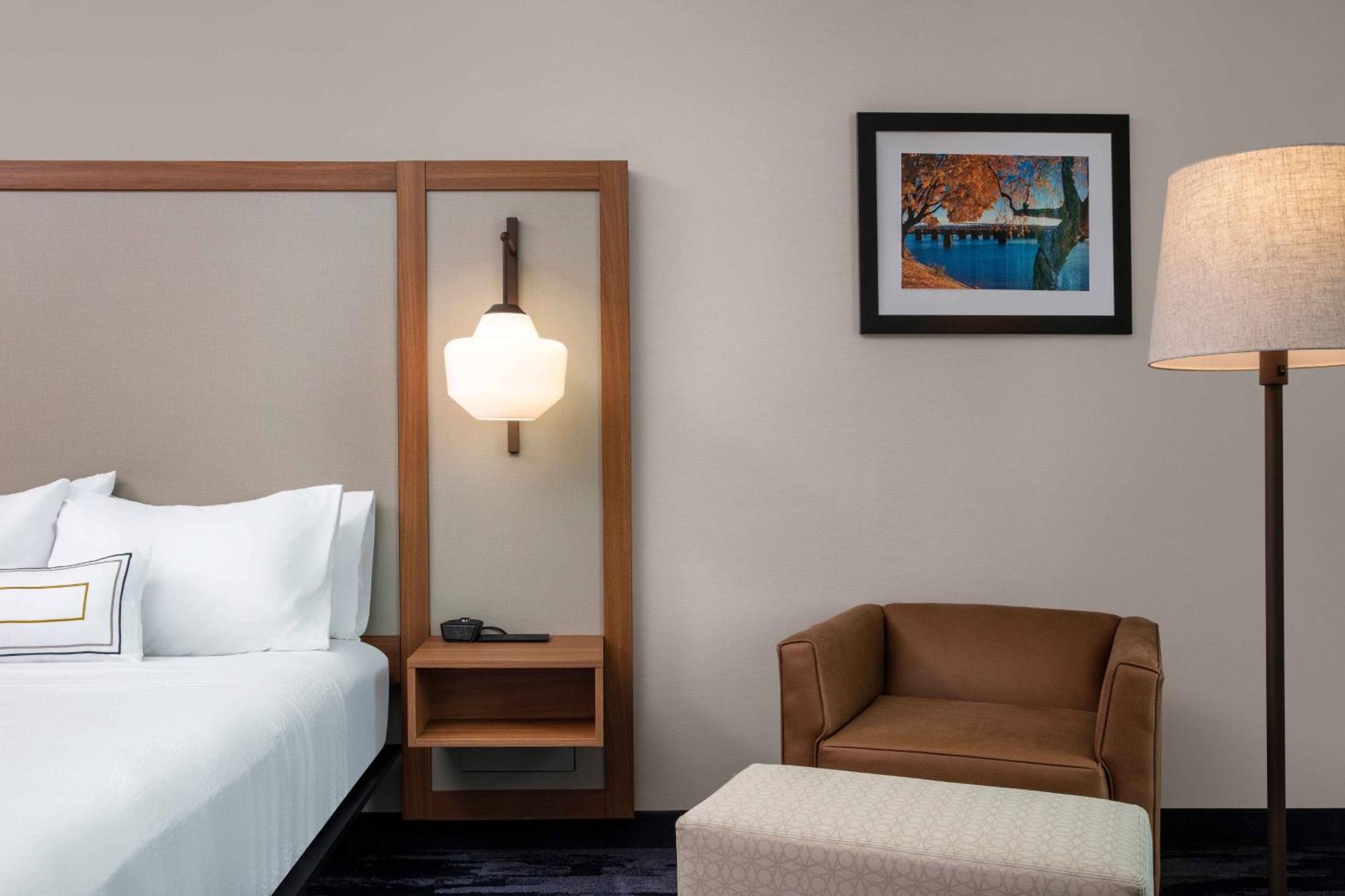 Fairfield By Marriott Inn & Suites Льюисберг Экстерьер фото