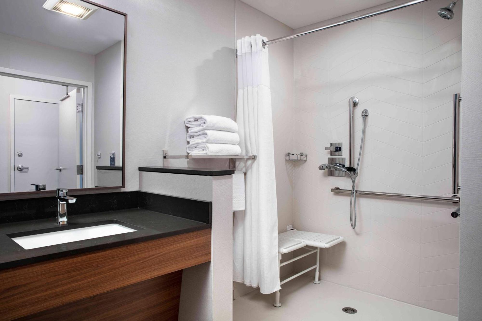 Fairfield By Marriott Inn & Suites Льюисберг Экстерьер фото